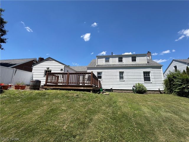 210 Woodrow Street NW, North Canton, OH 44720