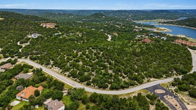 5.425 W Reed Parks RD, Jonestown, TX 78645