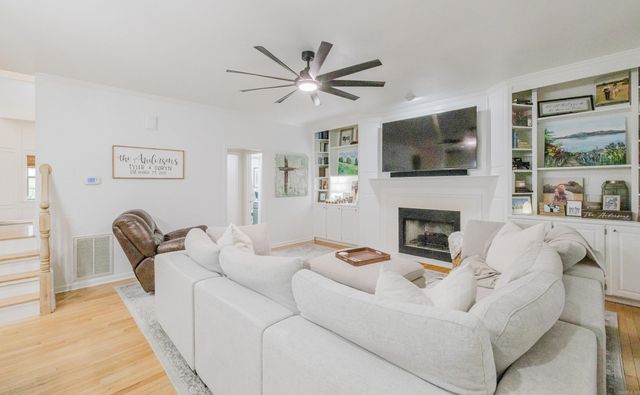 615 Miller Cove, Benton, AR 72019