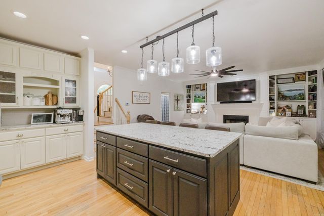 615 Miller Cove, Benton, AR 72019