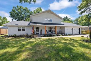 102 West Bennett Street, Nixa, MO 65714