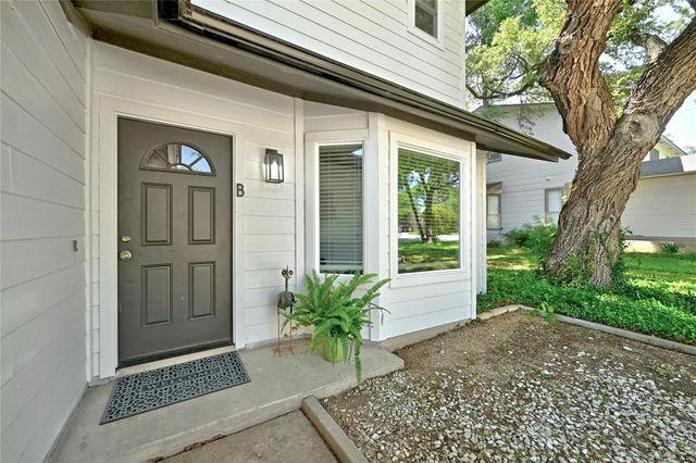 2105 Kirksey DR, Austin, TX 78741
