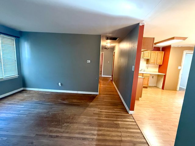 1019 E 29th Avenue, Lake Station, IN 46405