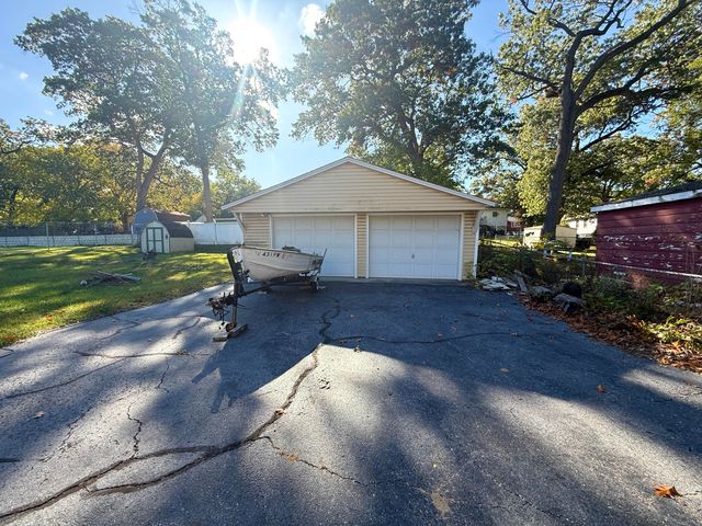 1019 E 29th Avenue, Lake Station, IN 46405