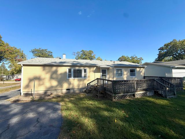 1019 E 29th Avenue, Lake Station, IN 46405