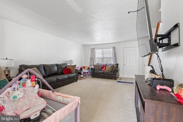 63 SYCAMORE DR, North East, MD 21901