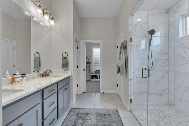 3621 N Bristol, Wichita, KS 67226