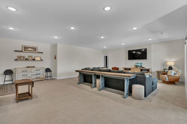 3621 N Bristol, Wichita, KS 67226