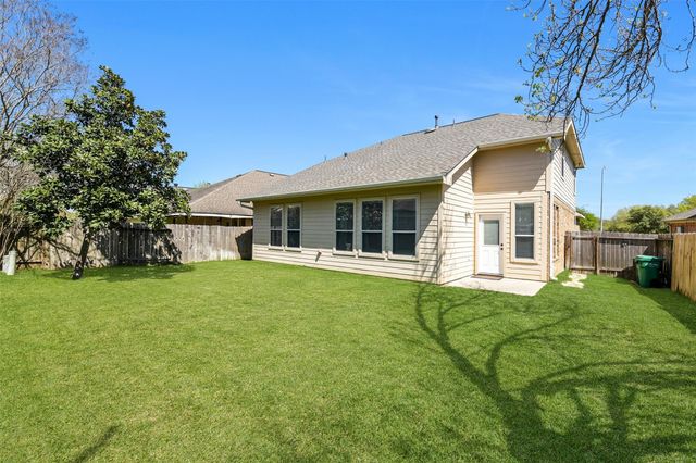 30907 Still Oaks Lane, Spring, TX 77386