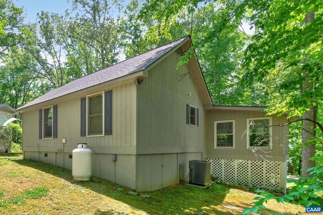 3288 WOODED ACRES LN, Charlottesville, VA 22911