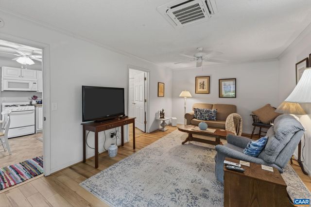 3288 WOODED ACRES LN, Charlottesville, VA 22911
