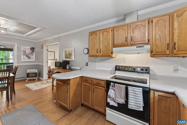 3288 WOODED ACRES LN, Charlottesville, VA 22911