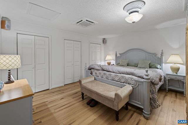 3288 WOODED ACRES LN, Charlottesville, VA 22911