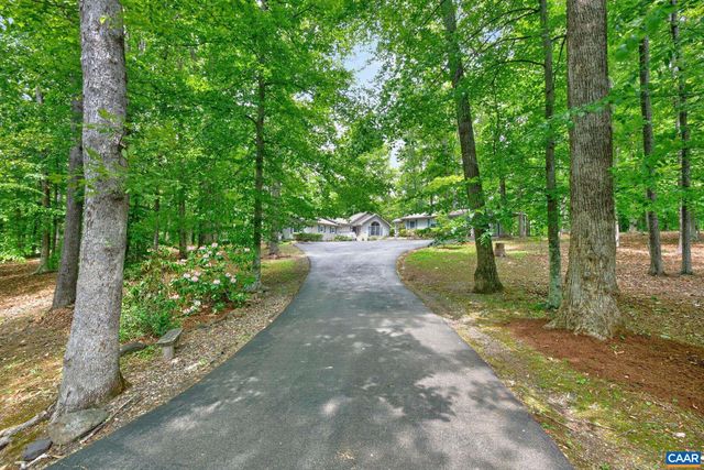 3288 WOODED ACRES LN, Charlottesville, VA 22911
