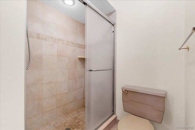 8115 Kiowa Trail, Hamburg Township, MI 48169