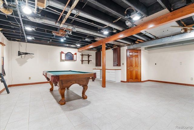 8115 Kiowa Trail, Hamburg Township, MI 48169
