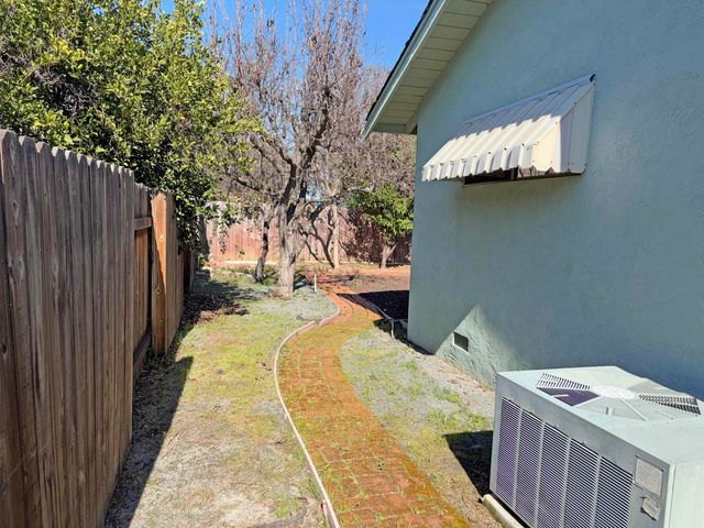 683 Southwood Dr, Brentwood, CA 94513