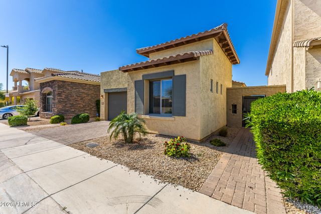 2430 N 142ND Drive, Goodyear, AZ 85395