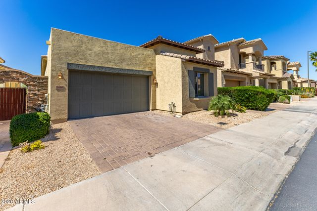 2430 N 142ND Drive, Goodyear, AZ 85395