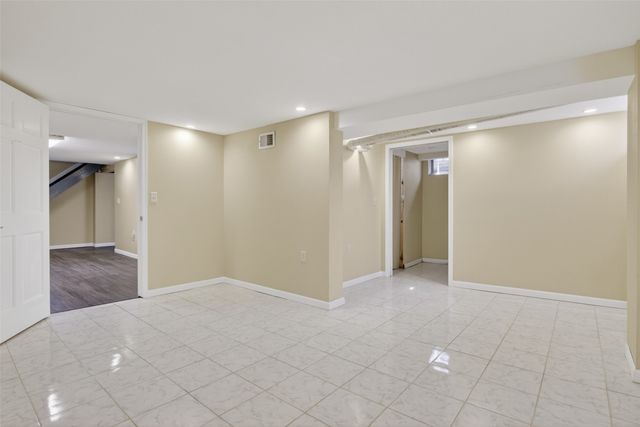 3001 Roblang Court, Des Moines, IA 50317