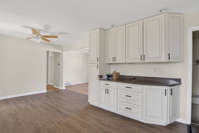 3001 Roblang Court, Des Moines, IA 50317