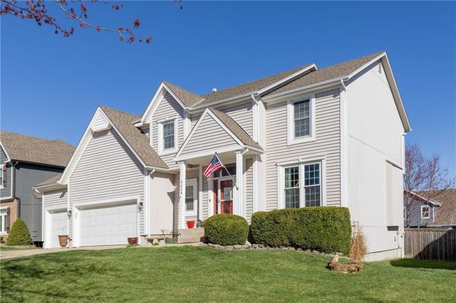 5604 W 152ND Place, Overland Park, KS 66223