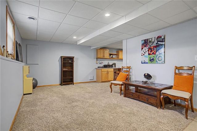 5604 W 152ND Place, Overland Park, KS 66223