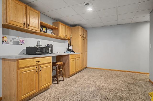 5604 W 152ND Place, Overland Park, KS 66223