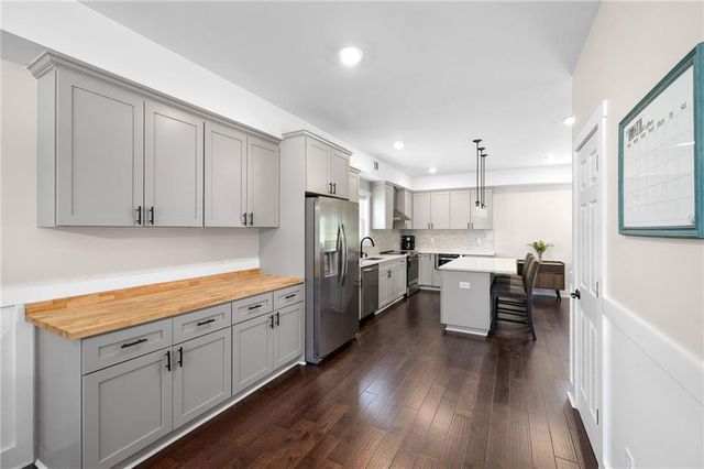 142 Brookwood Avenue, Commerce, GA 30529