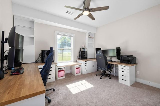 142 Brookwood Avenue, Commerce, GA 30529