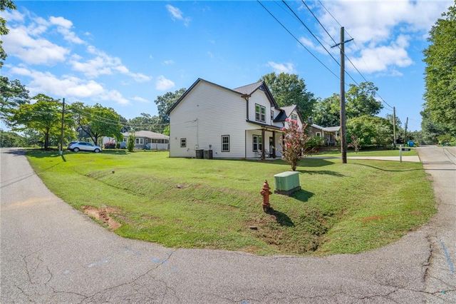142 Brookwood Avenue, Commerce, GA 30529
