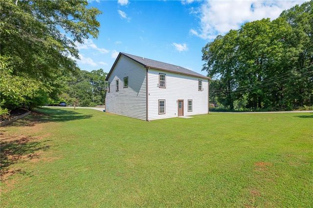 142 Brookwood Avenue, Commerce, GA 30529