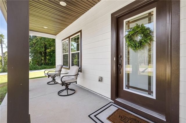 142 Brookwood Avenue, Commerce, GA 30529