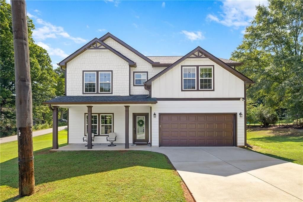 142 Brookwood Avenue, Commerce, GA 30529