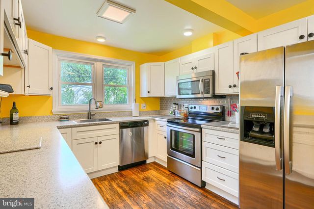 6904 FAIT AVE, Baltimore, MD 21224