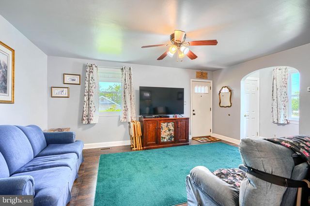 6904 FAIT AVE, Baltimore, MD 21224