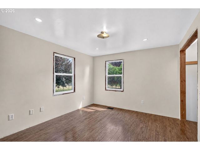 49009 Se BATY Rd, Sandy, OR 97055