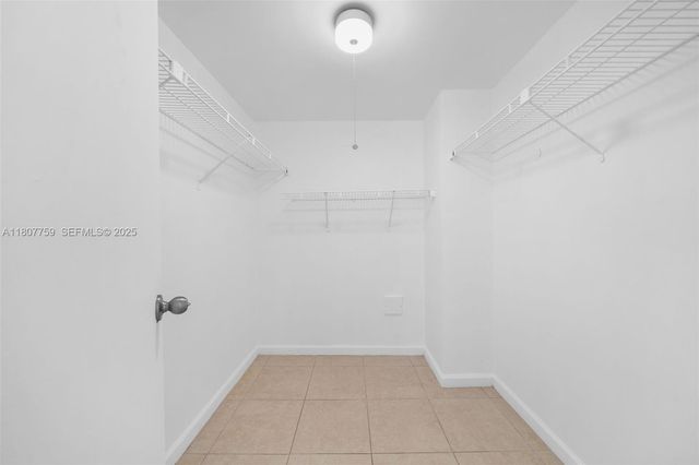 4222 Inverrary Boulevard 4211, Lauderhill, FL 33319