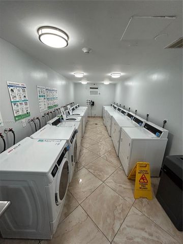 4222 Inverrary Boulevard 4211, Lauderhill, FL 33319