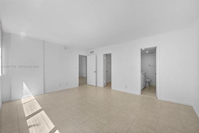 4222 Inverrary Boulevard 4211, Lauderhill, FL 33319