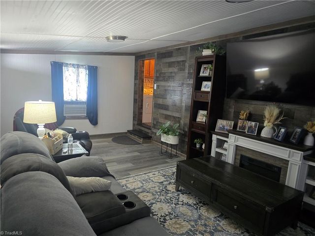 185 Bells Lane, Ronda, NC 28670