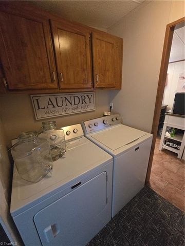 185 Bells Lane, Ronda, NC 28670