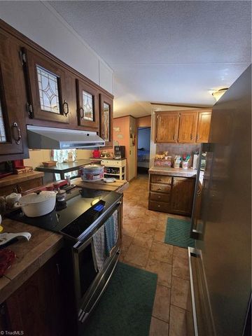 185 Bells Lane, Ronda, NC 28670