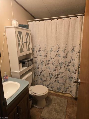 185 Bells Lane, Ronda, NC 28670