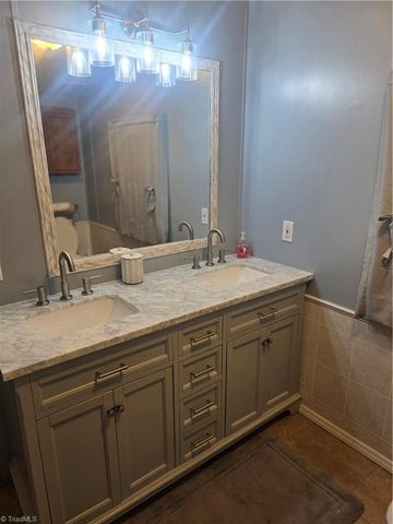 185 Bells Lane, Ronda, NC 28670
