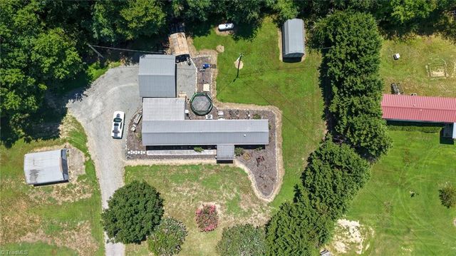 185 Bells Lane, Ronda, NC 28670