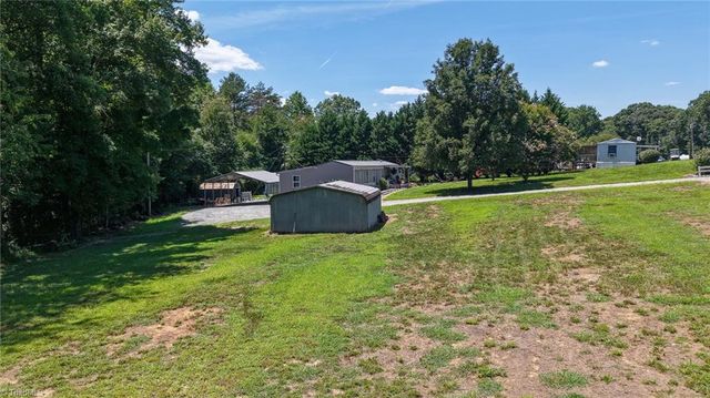 185 Bells Lane, Ronda, NC 28670