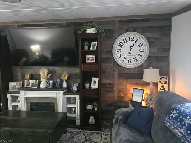 185 Bells Lane, Ronda, NC 28670
