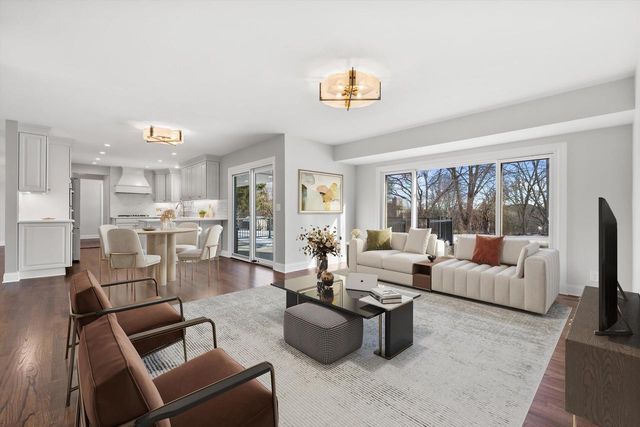 850 Janacek ROAD, Brookfield, WI 53045