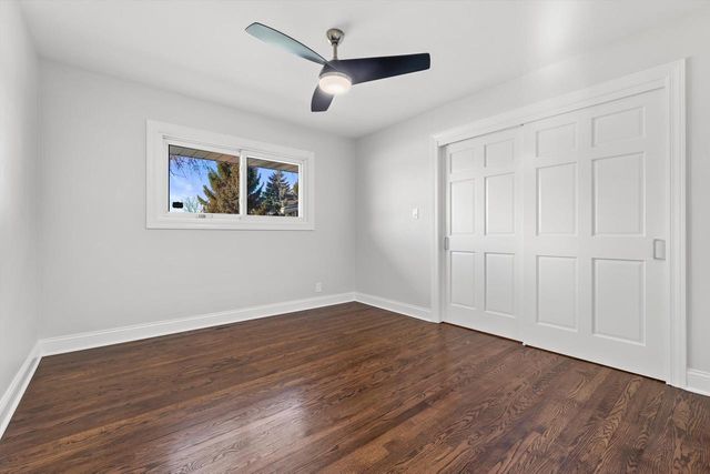 850 Janacek ROAD, Brookfield, WI 53045